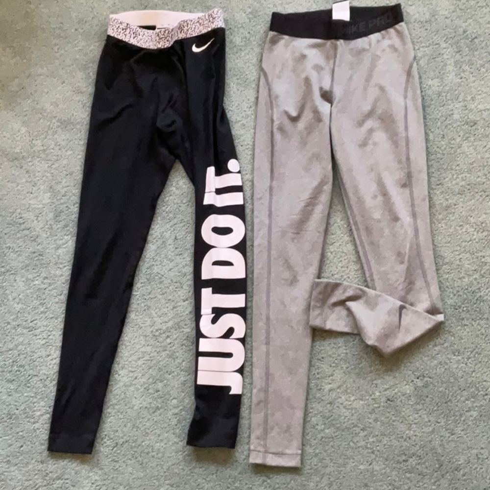 Nike Black and Gray Leggings Duo